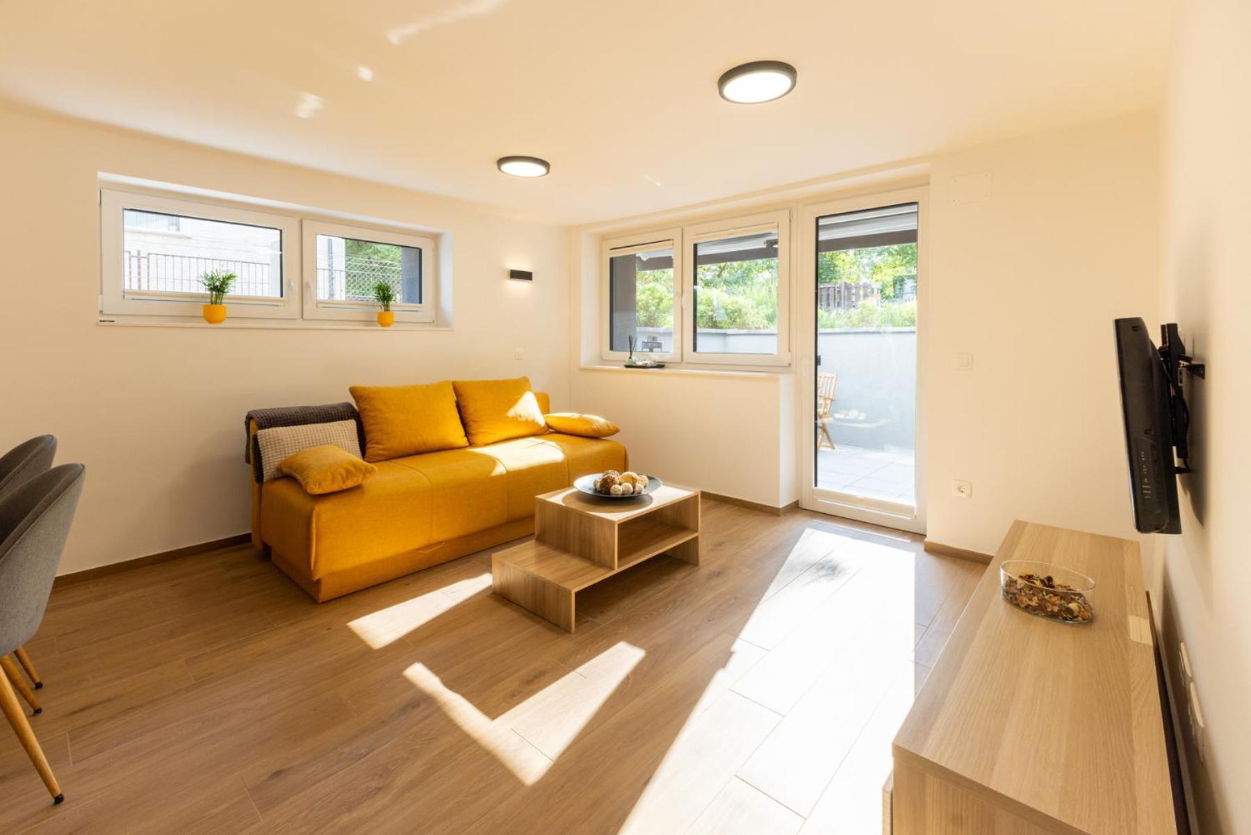 Apartmaji Klavdija Λιουμπλιάνα Δωμάτιο φωτογραφία