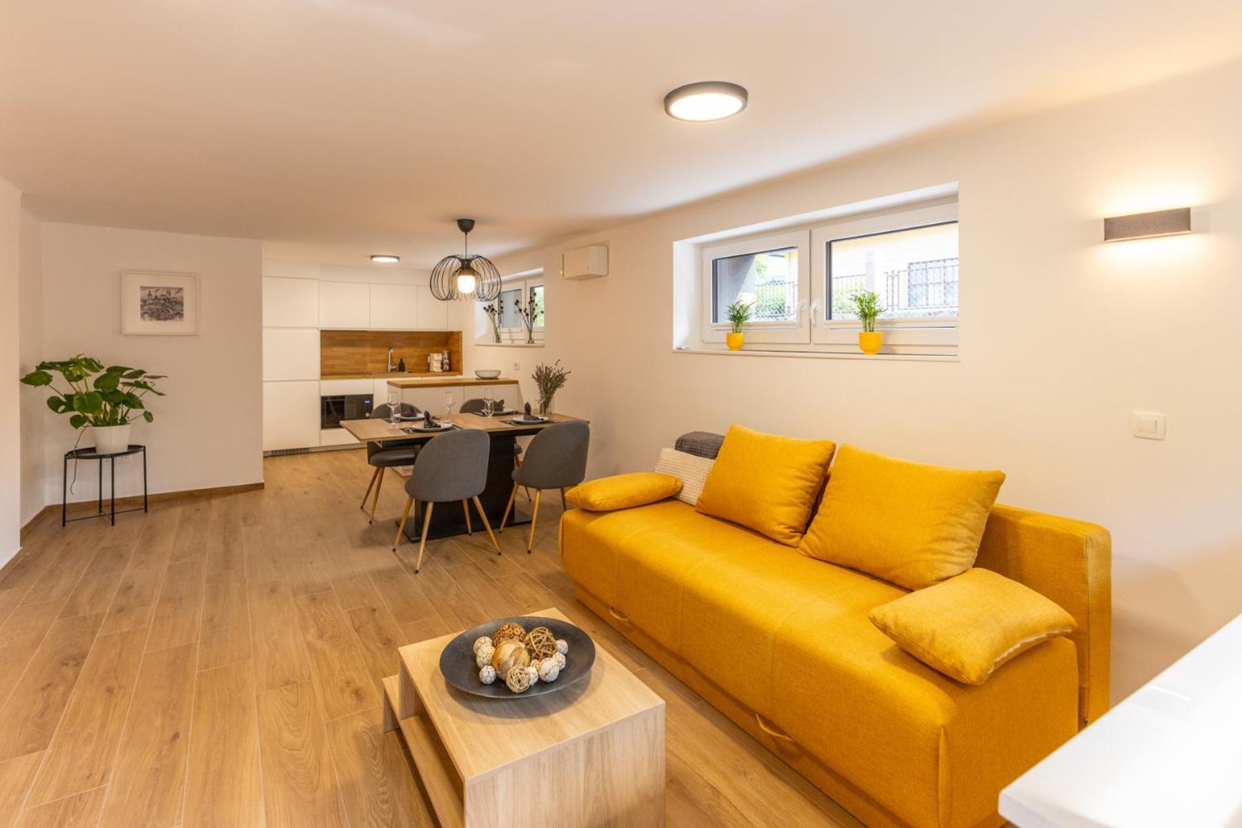 Apartmaji Klavdija Λιουμπλιάνα Εξωτερικό φωτογραφία