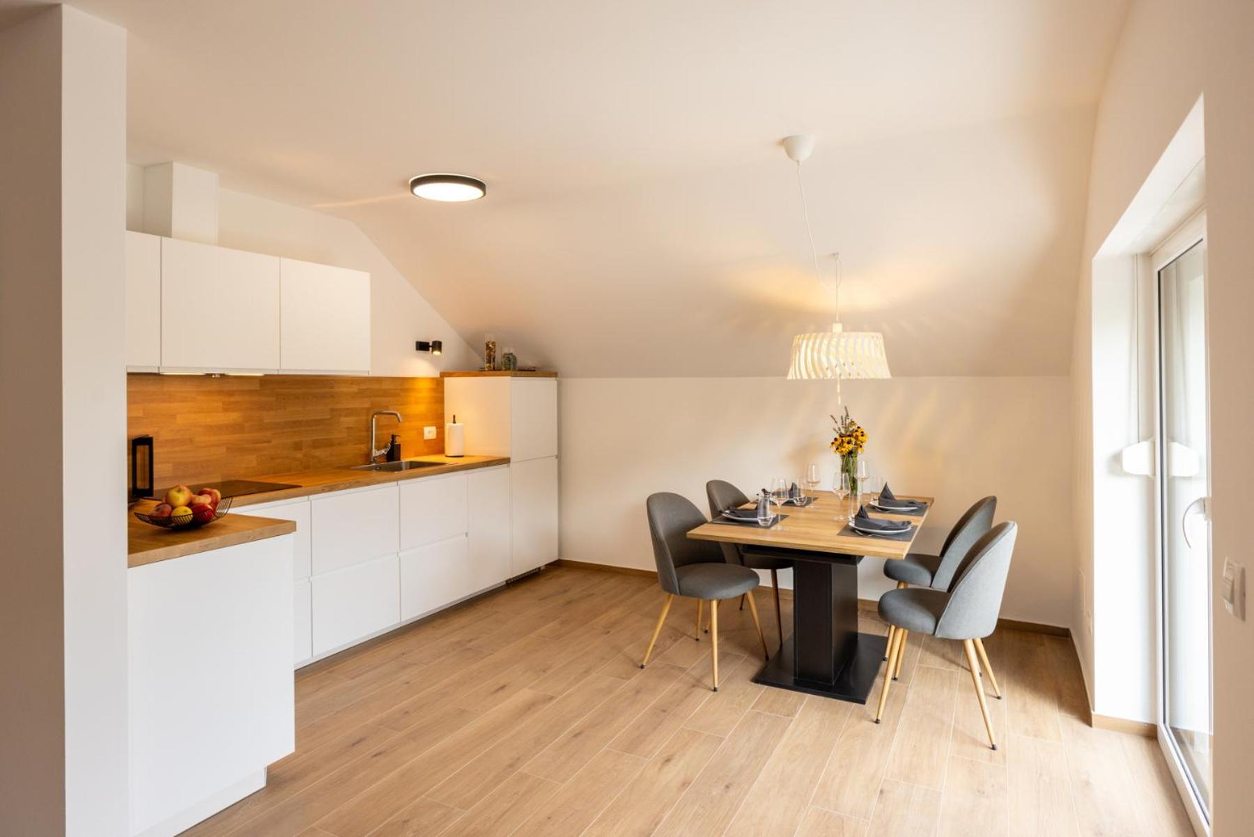Apartmaji Klavdija Λιουμπλιάνα Εξωτερικό φωτογραφία